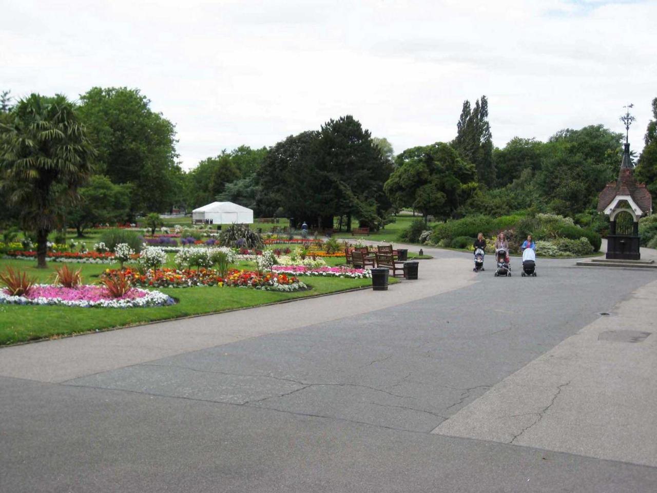 Apartment Low Cost London