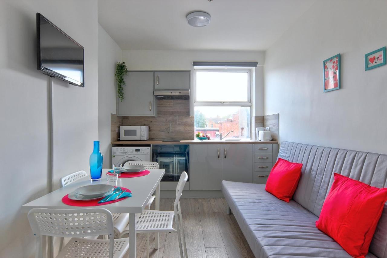 Apartment Low Cost London